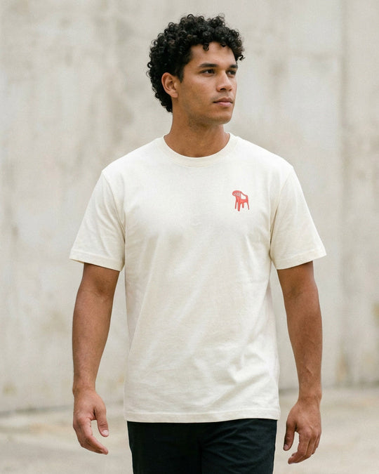 Camiseta Blanca Silla “Pusieron Salsa…” – LOLU Original 100% Algodón