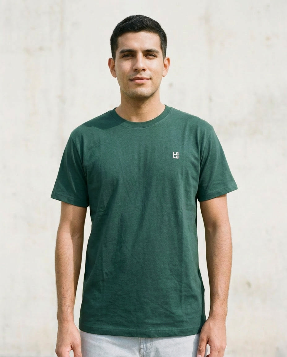 Camiseta Esencial Verde – LOLU 100% Algodón